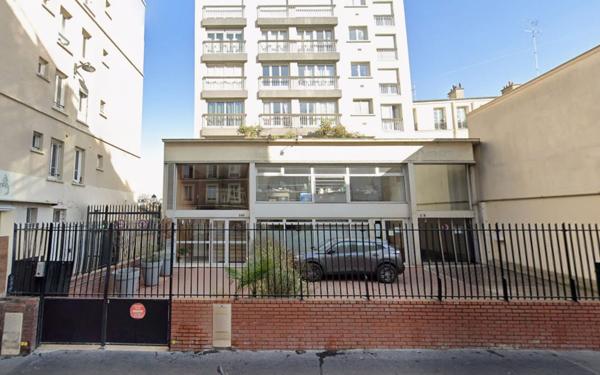 Stationnement à vendre    12 m2 Paris 18