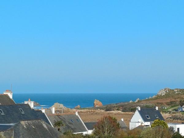 Plougasnou (29630) Plougasnou, Primel vue mer, maison 4 chambres sur terrain de 1200 m2.