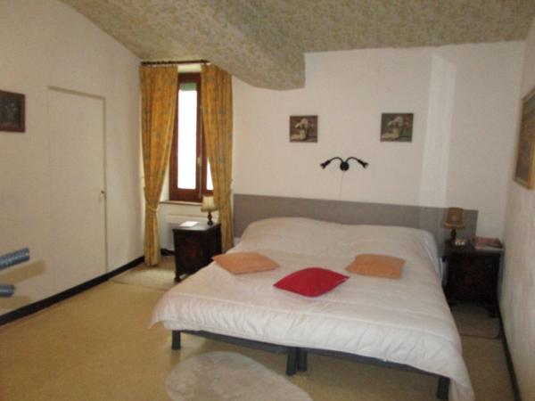 Jolie maison de village R+1 d'environ 120m² avec 3 chambres