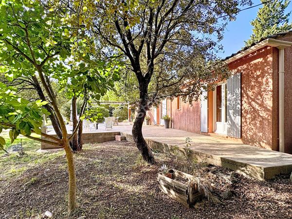 Brignoles Villa 5 pièces 138m² - 3800m² terrain - Piscine