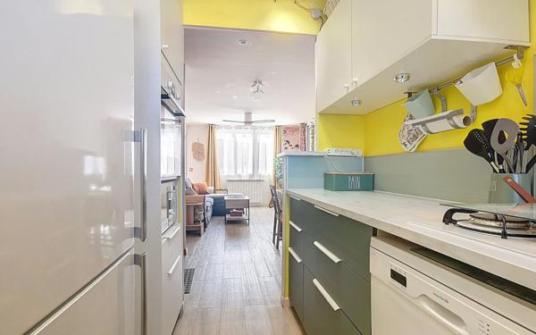 Appartement à vendre    4 pièces •  Toulon