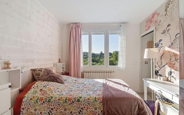 Appartement à vendre    4 pièces •  Toulon