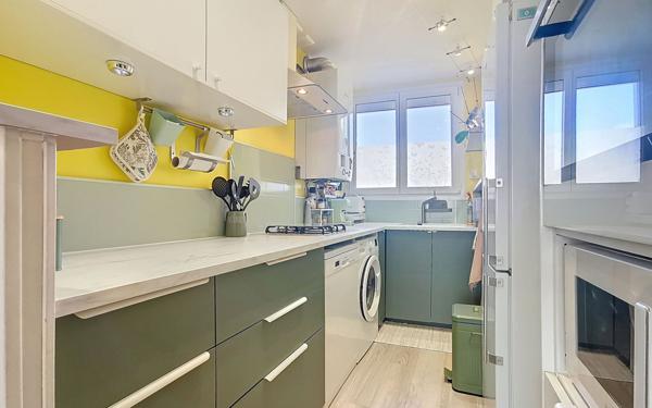 Appartement à vendre    4 pièces •  Toulon