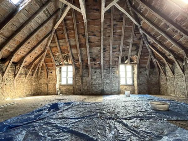 Maison à vendre |  Sainte-Fortunade |  6 pièces | 255 m²