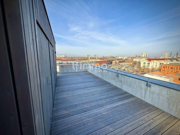 Loft d'exception unique / Rooftop de 59 m2 (Mulhouse Fonderie)