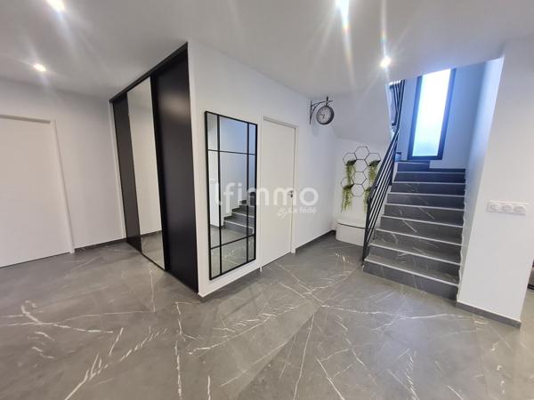 Maison 141.19m² Terrain 528m² Garage Chalet