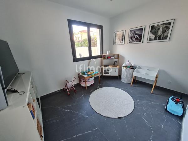 Maison 141.19m² Terrain 528m² Garage Chalet