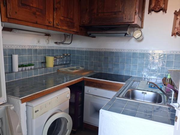 Maisonn de village avec terrasse - VOLONNE