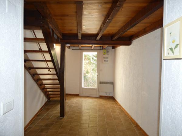 Maison de village avec terrasse - VOLONNE