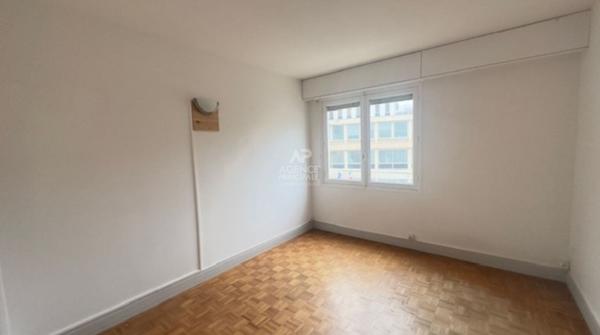SEVRES Centre Ville - Appartement de 4 pièces €395 000 ** - Référence 634-C