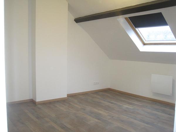 A LOUER APPARTEMENT  3 CHAMBRES  PROCHE GARE ET CENTRE VILLE ST QUENTIN 02100.