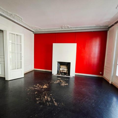 F5 traversant Rare Parquet Moulures Cheminées!