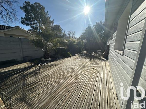 Maison 10 pièces de 250 m² à Le Pian-Médoc (33290)