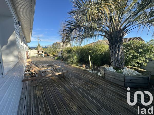 Maison 10 pièces de 250 m² à Le Pian-Médoc (33290)