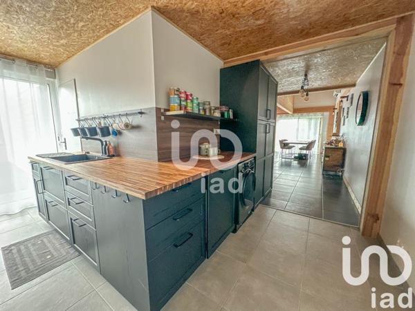 Maison 10 pièces de 250 m² à Le Pian-Médoc (33290)