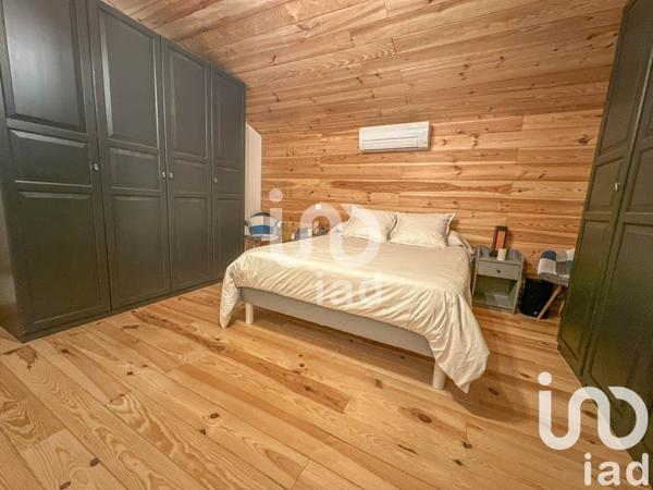 Maison 10 pièces de 250 m² à Le Pian-Médoc (33290)