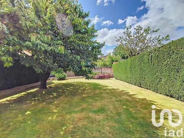 Maison traditionnelle 5 pièces de 102 m² à Pontault-Combault (77340)