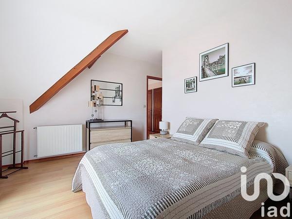 Maison traditionnelle 5 pièces de 102 m² à Pontault-Combault (77340)