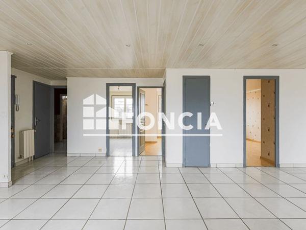 À vendre Appartement 4 pièces 69 m² - Le Pont-de-claix 38800