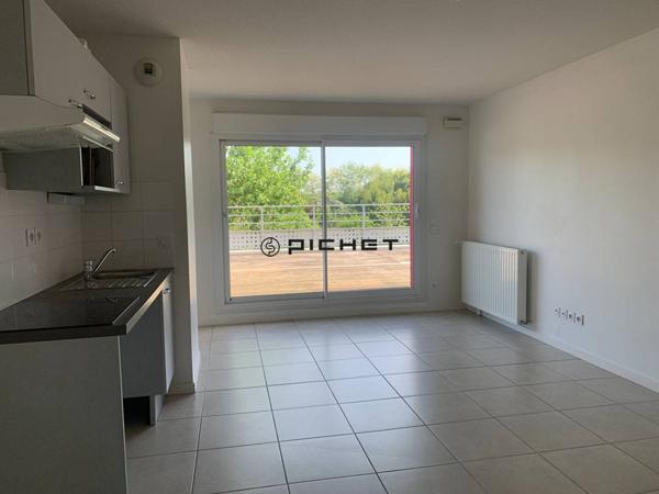 Appartement 3 pièces 63 m² PAU - 64000