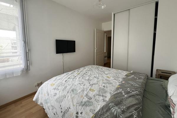 A LOUER T2 meublé Angers 54 m² (balcon et box parking)