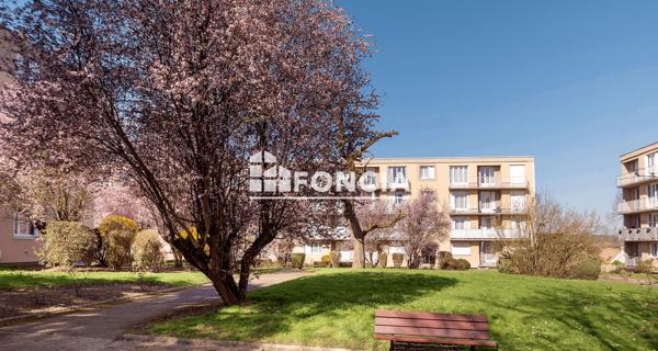À vendre Appartement 4 pièces 74 m² - ÉGly 91520