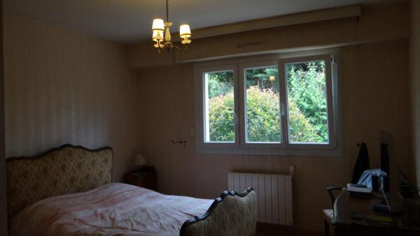 Maison St Sébastien Sur Loire 5 P . 3 Chs . 140 M² . 1 Bureau . 1 Garage . T 446 M²