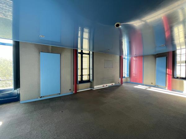 Appartement à vendre    2 pièces • 482,03 m2    Pau