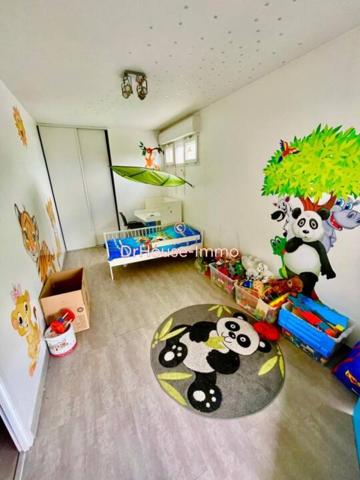 Appartement à vendre 4 pièces de 109 m²