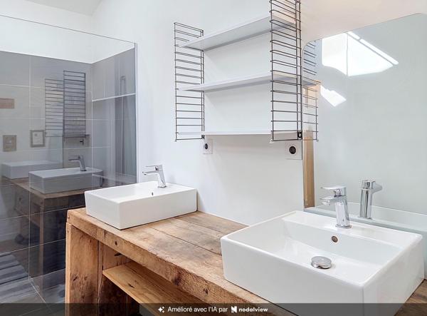 Maison de ville rénovée avec goût, 3 chambres, jardin clos et garage