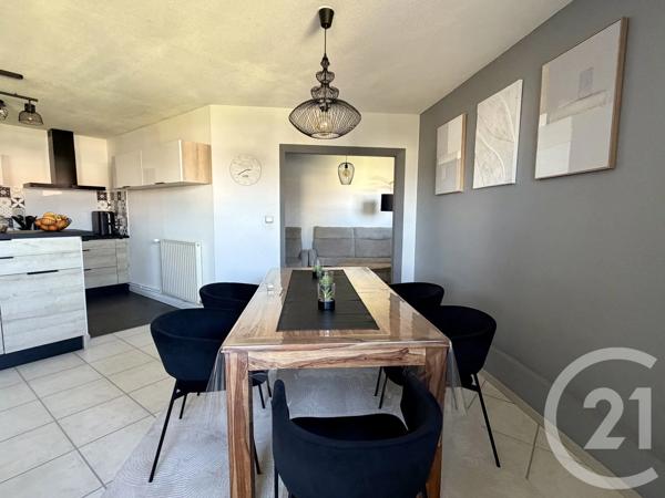 Appartement F4 à vendre  4 pièces - 78 m 2   HETTANGE GRANDE  - 57