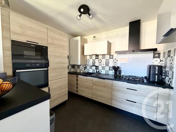 Appartement F4 à vendre  4 pièces - 78 m 2   HETTANGE GRANDE  - 57