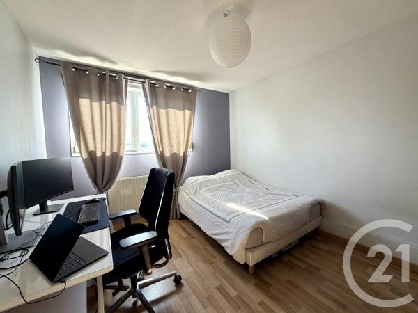 Appartement F4 à vendre  4 pièces - 78 m 2   HETTANGE GRANDE  - 57
