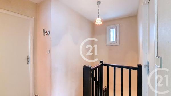 Maison à vendre  4 pièces - 93,90 m2 ST MARTIN DE CRAU - 13