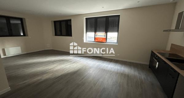 Location Appartement 3 pièces 81.1 m² - Boën-sur-lignon 42130