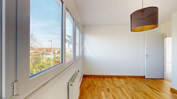 VILLEMOMBLE, 2pièces, 50m2, ascenseur, parking et cave