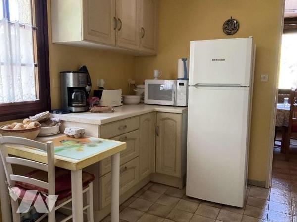 A VENDRE : Maison d'habitation située à une quinzaine de kilomètres de SOUILLAC (Lot- 46) sur u...