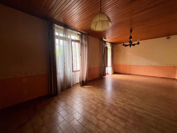 Maison à vendre 7 pièces SAINT MARTIN DE VALGALGUES (30)