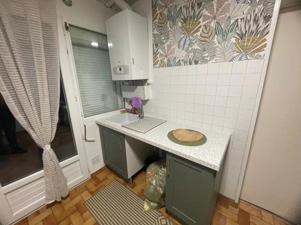 Location                                                      Maison de ville
                        
                     4 pièces                      77 m2                     à Saint-Quentin