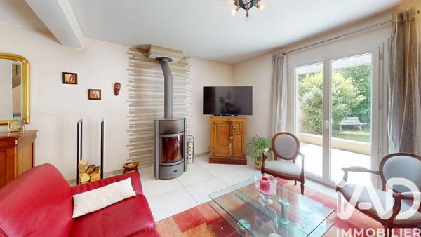 Maison à vendre 6 pièces 150 m² Vaux-le-Pénil