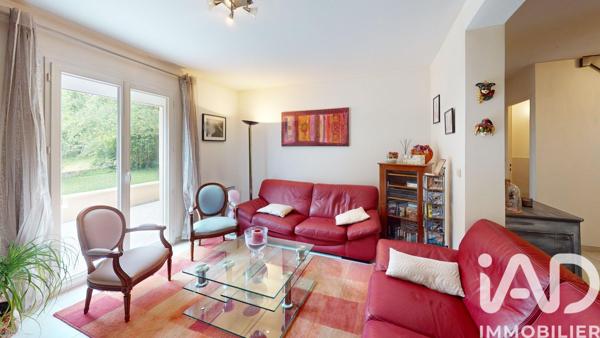 Maison à vendre 6 pièces 150 m² Vaux-le-Pénil
