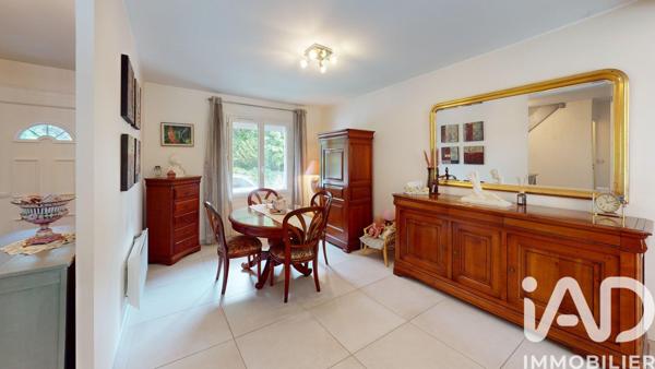 Maison à vendre 6 pièces 150 m² Vaux-le-Pénil