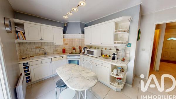 Maison à vendre 6 pièces 150 m² Vaux-le-Pénil