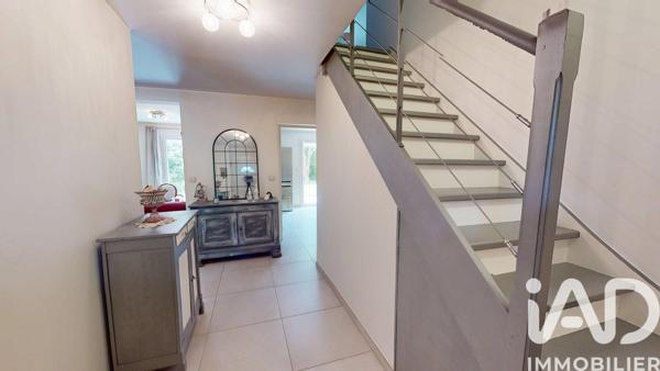 Maison à vendre 6 pièces 150 m² Vaux-le-Pénil