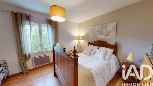 Maison à vendre 6 pièces 150 m² Vaux-le-Pénil