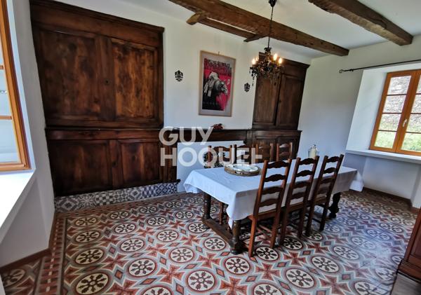 Ancien corps de ferme en pierres rénové – Bien de caractère exceptionnel à Rignac (Aveyron)