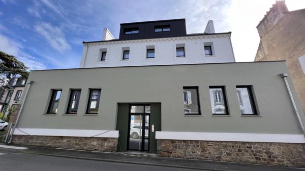 Dpt Finistère (29), à vendre CROZON centre appartement T3 de 57 m² Habitable - Balcon - Cave