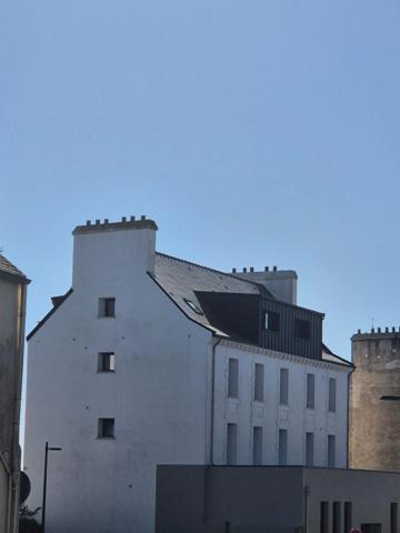 Dpt Finistère (29), à vendre CROZON centre appartement T3 de 57 m² Habitable - Balcon - Cave