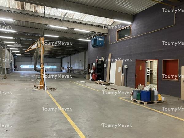 RARE-A LOUER MERIGNAC BÂTIMENT D'ACTIVITES DE 4 000 M² - TERRAIN CLÔTURE