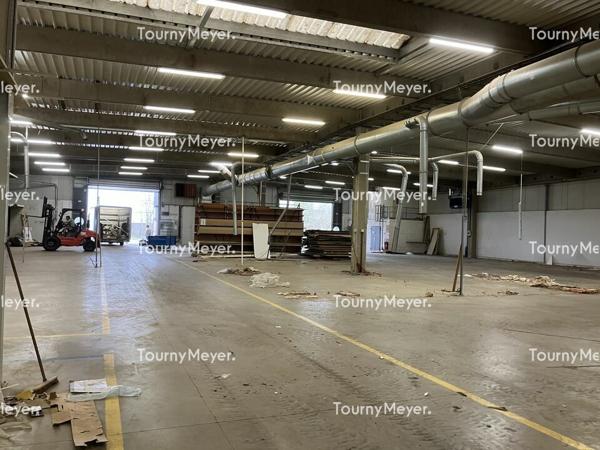 RARE-A LOUER MERIGNAC BÂTIMENT D'ACTIVITES DE 4 000 M² - TERRAIN CLÔTURE
